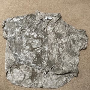 Forever 21+ button up shirt